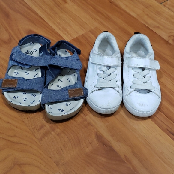 H&M Sandals and sneakers size 9 prize is for both - Picture 1 of 3